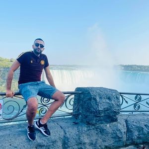 Meet your Posher, Ali